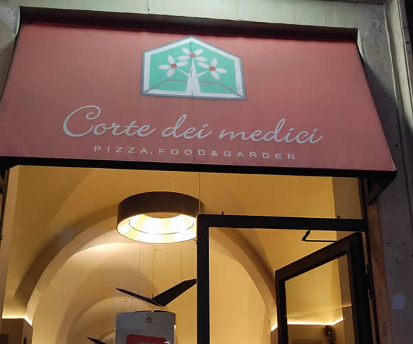 " Corte dei medici"