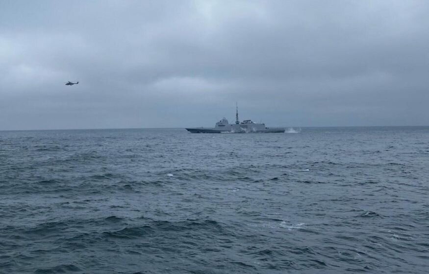    В Госдуме заявили, что Россия обязана отрезать Украину от Черного моря