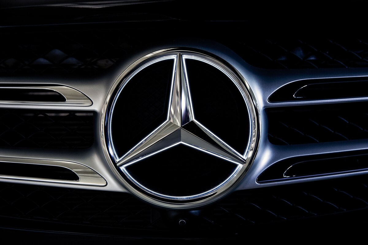 Mercedes Benz logo w163