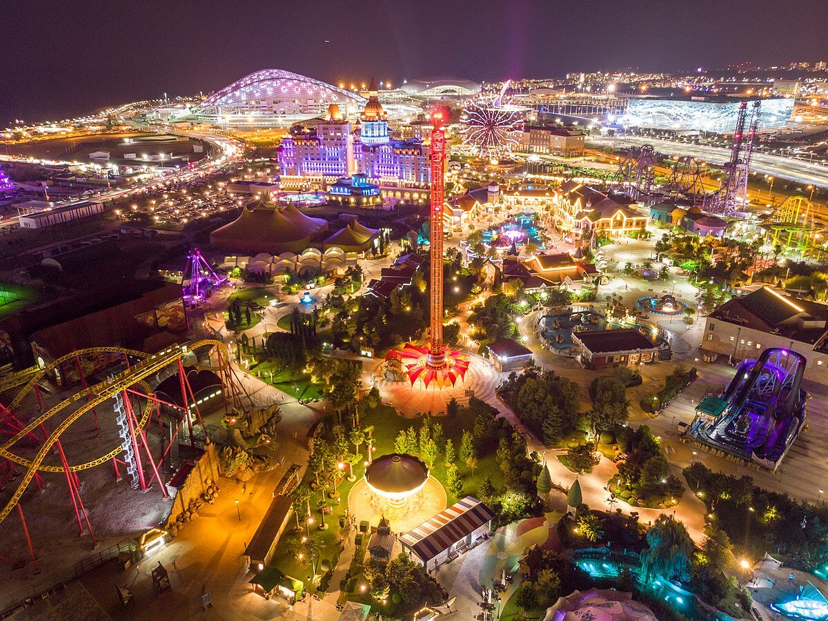 Вечерние краски Сочи Парка