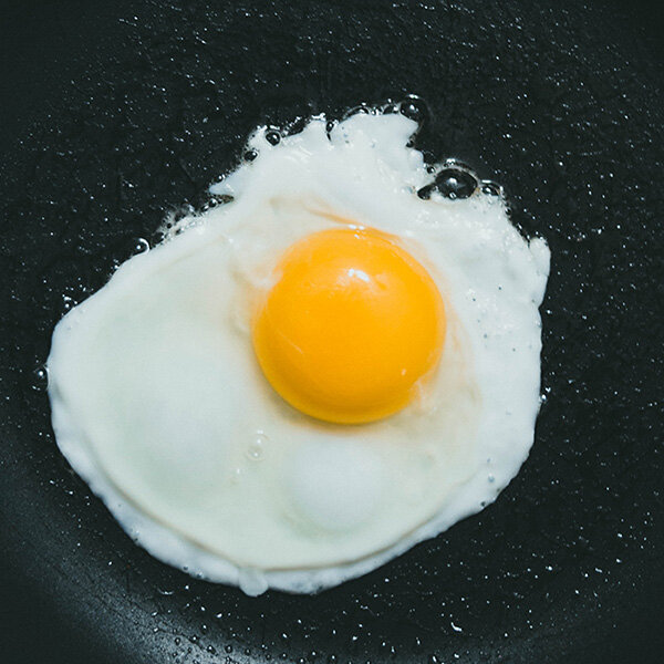 Яичница (Photo by Jonathan Cooper on Unsplash)