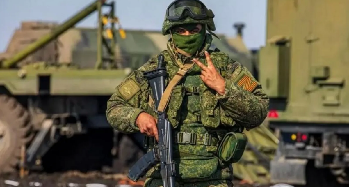 Представитель 8 дома (сферы кризисов, преодолений, войн) в знаке Стрельца. Девиз такой: "Прорвемся!".