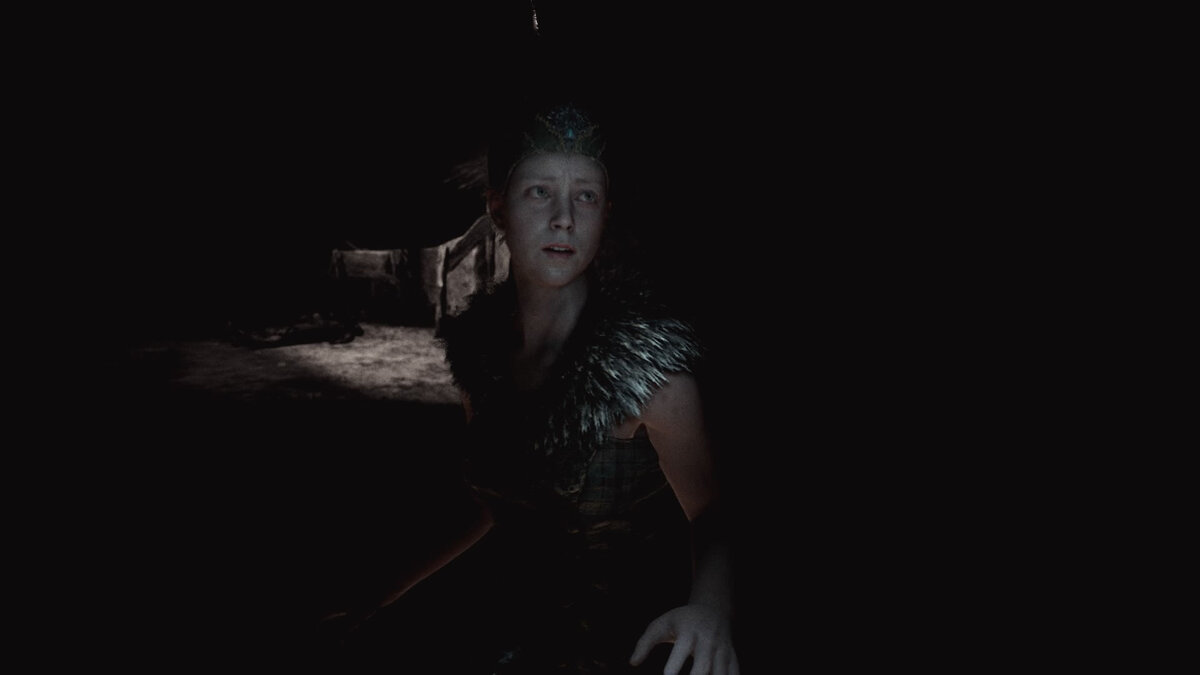 Подобно умелому Психиатру, «Hellblade: Senua’s Sacrifice» безболезненно внедряется в сознание, играя на душевных струнах своего пациента, терзая его единственным вопросом: Что же скрывается во тьме?