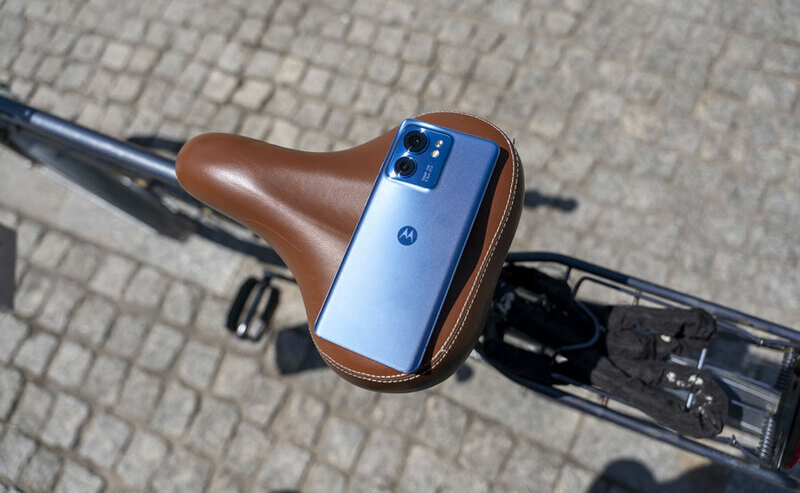 Смартфон Motorola edge 40