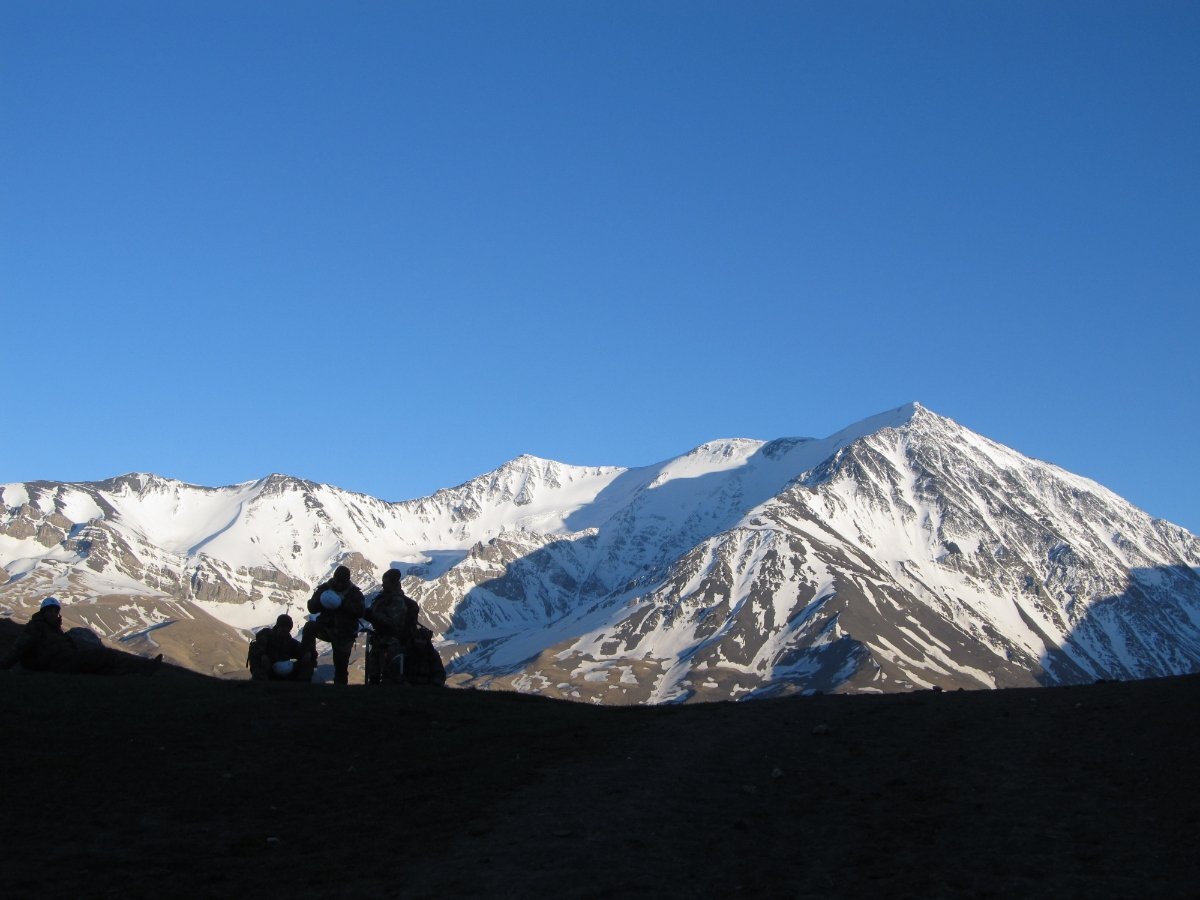 Гора базардюзю