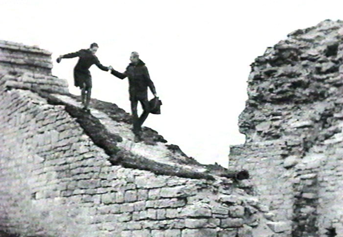 Кадр из телефильма "Школьный спектакль" (1972)