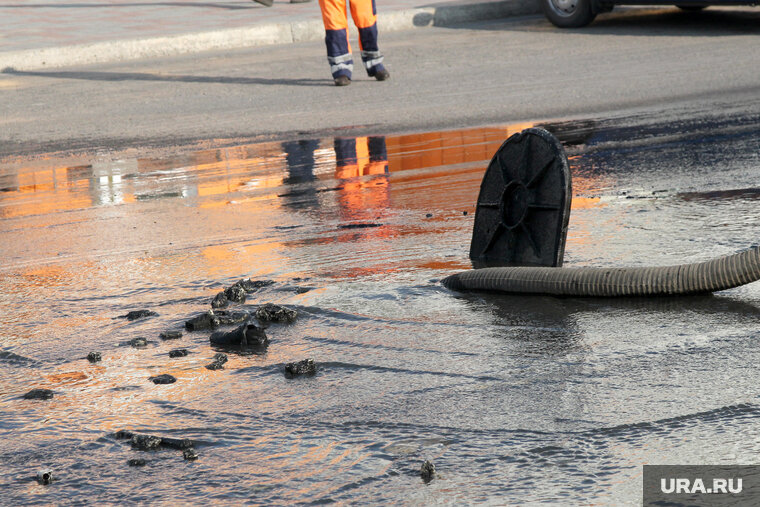    В Тюмени менее чем за двое суток выпало более 100 мм осадков
