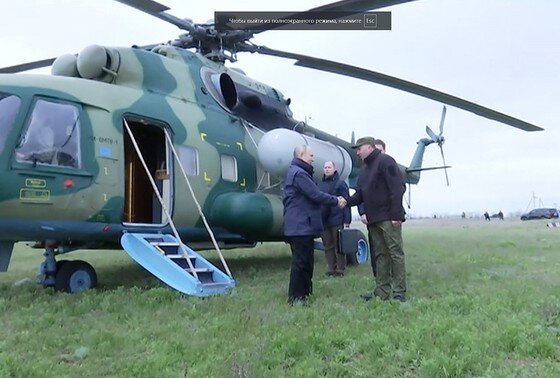    Верховный главнокомандующий Вооружёнными силами Российской Федерации посетил штаб группировки войск «Днепр»