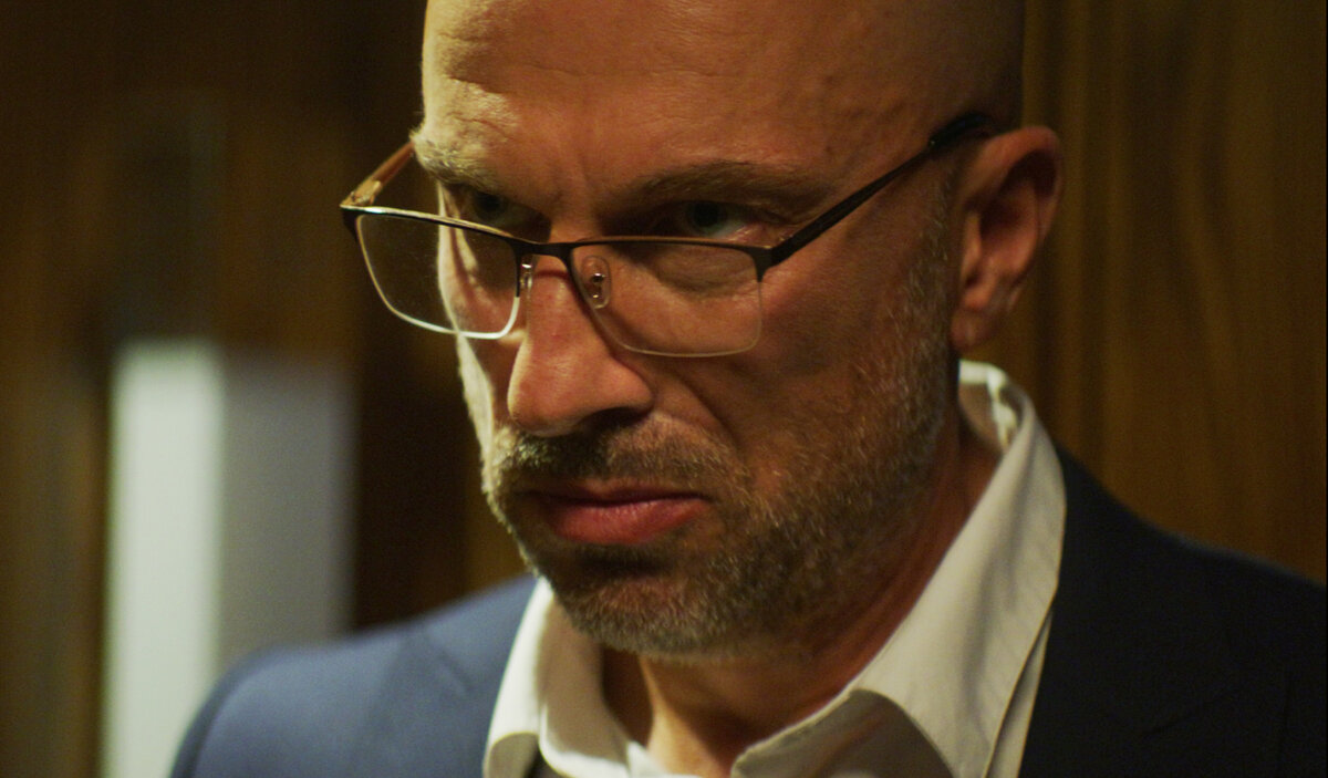 Дмитрий Нагиев в фильме «Эскортница»