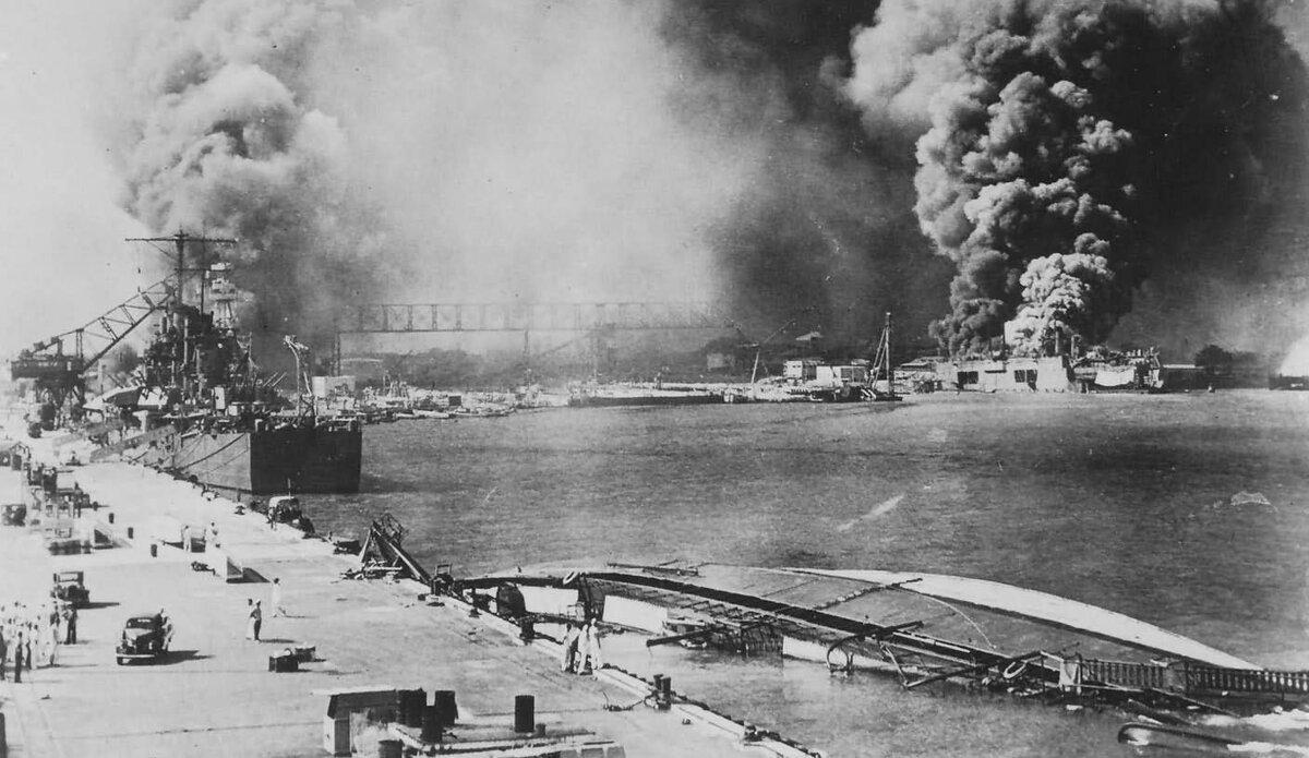 атака японии на перл-харбор 7 декабря 1941. нападение на пёрл-харбор 1941. 1941 года перл харбор. атака японии на пёрл-харбор (7 декабря 1941 г. нападение на пёрл-харбор 1941.