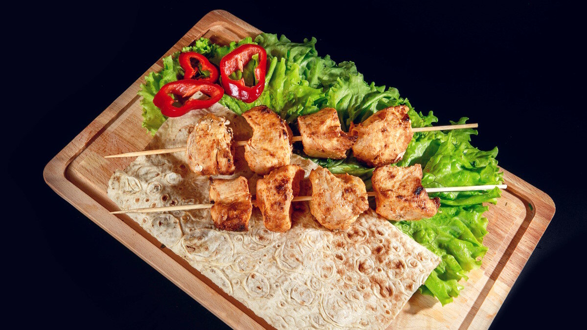    Для хорошего шашлыка надо правильно подготовить мясо