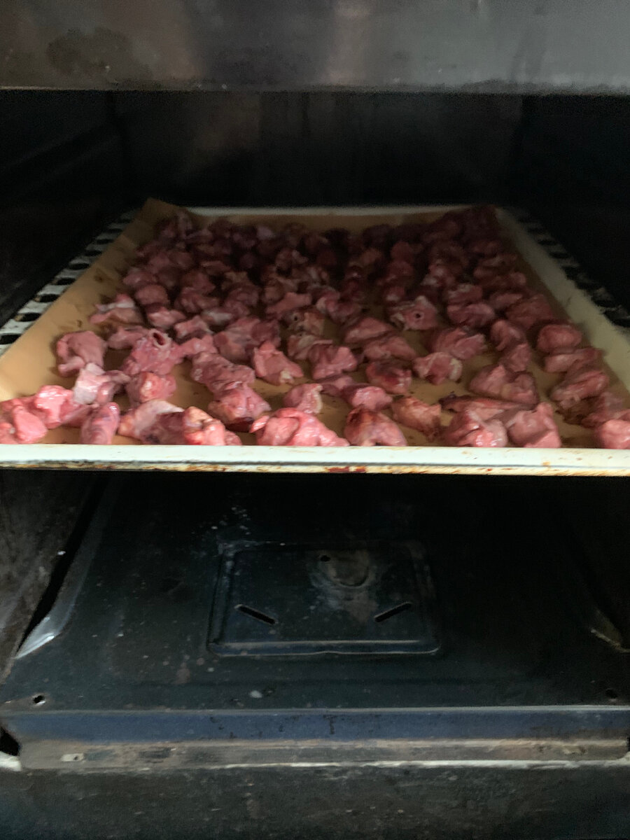 Духовка не очень, поэтому сушим в открытой