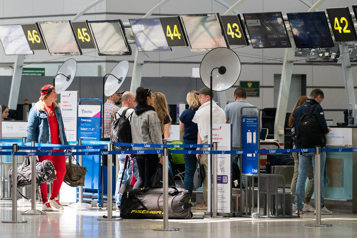 работа в аэропорту сочи вакансии