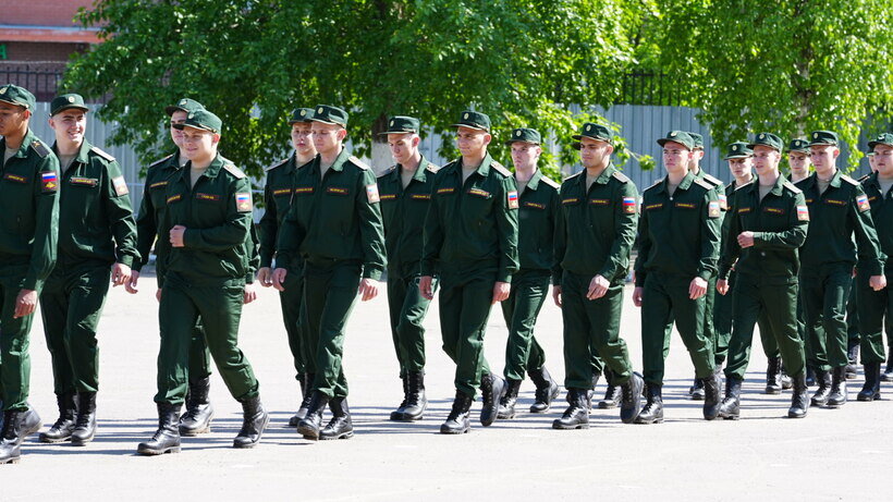    Торжественная отправка граждан для прохождения военной службы в спортивных ротах «Центрального спортивного клуба Армии» © Сергей Хакимов, «Подмосковье Сегодня»