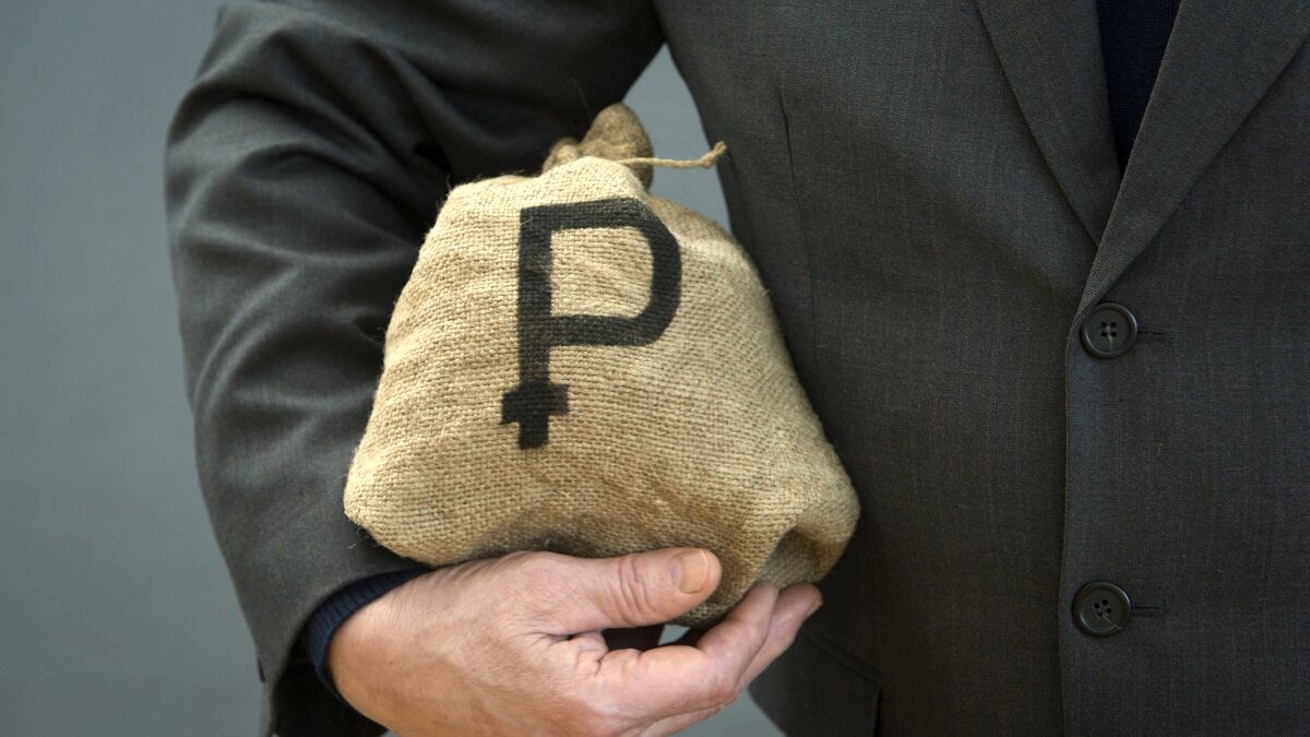    Как перестать переплачивать за банковские услуги