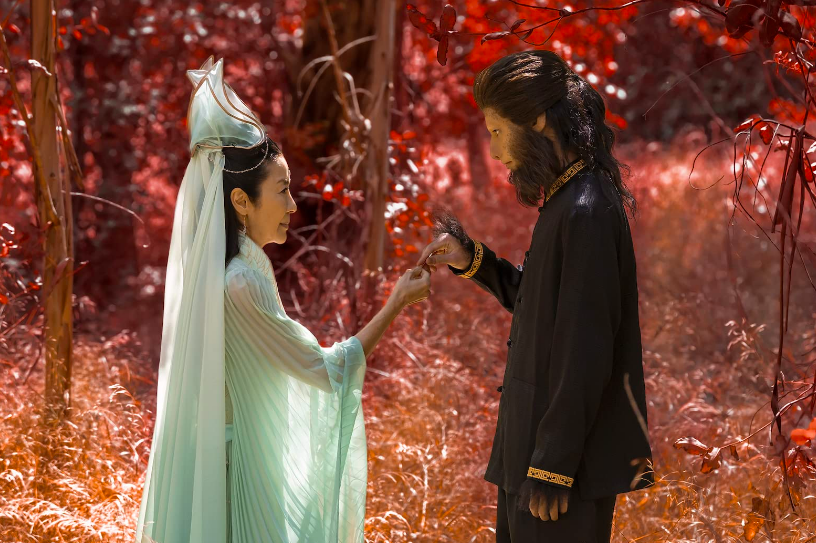 Disney+📷Кадр из сериала «Американец китайского происхождения»