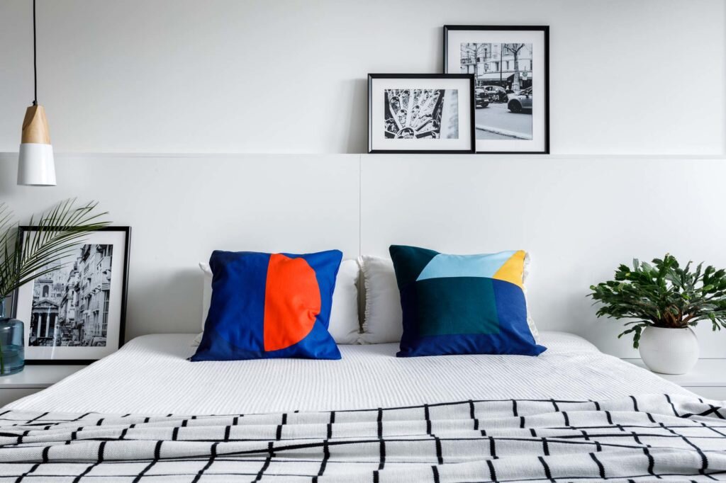 Белоснежный интерьер в европейском стиле. Преображение панельной однушки