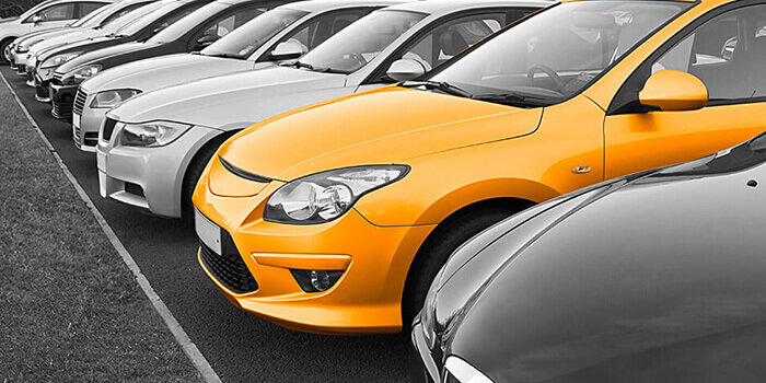 Подержанные авто в салоне - это практика не новая, но сейчас получает все большее распространение.