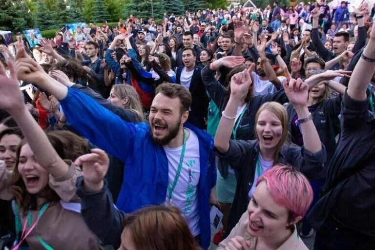    Стала известна программа мероприятий ко Дню молодежи в Оренбургской области Андрей Севостьянов