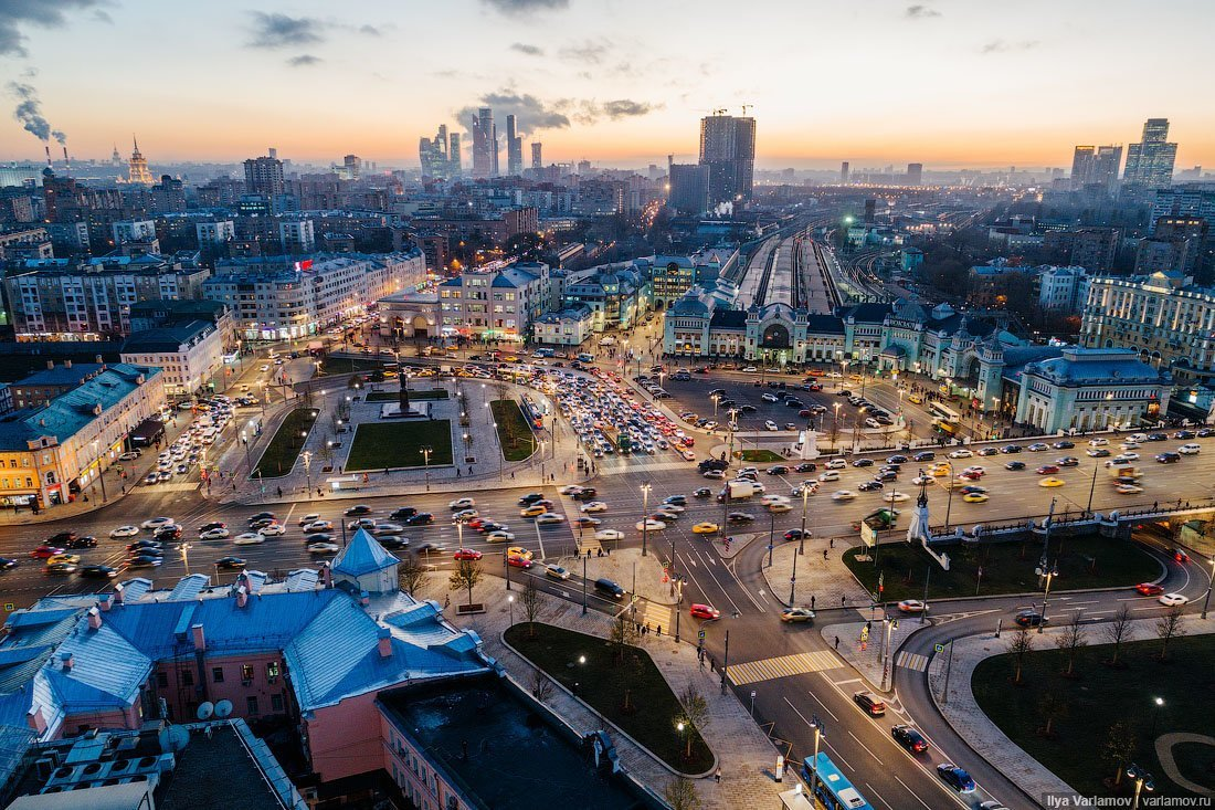 Столица региона. Москва. Таганская площадь с высоты птичьего полета. Центр Москвы. Москва центр города.