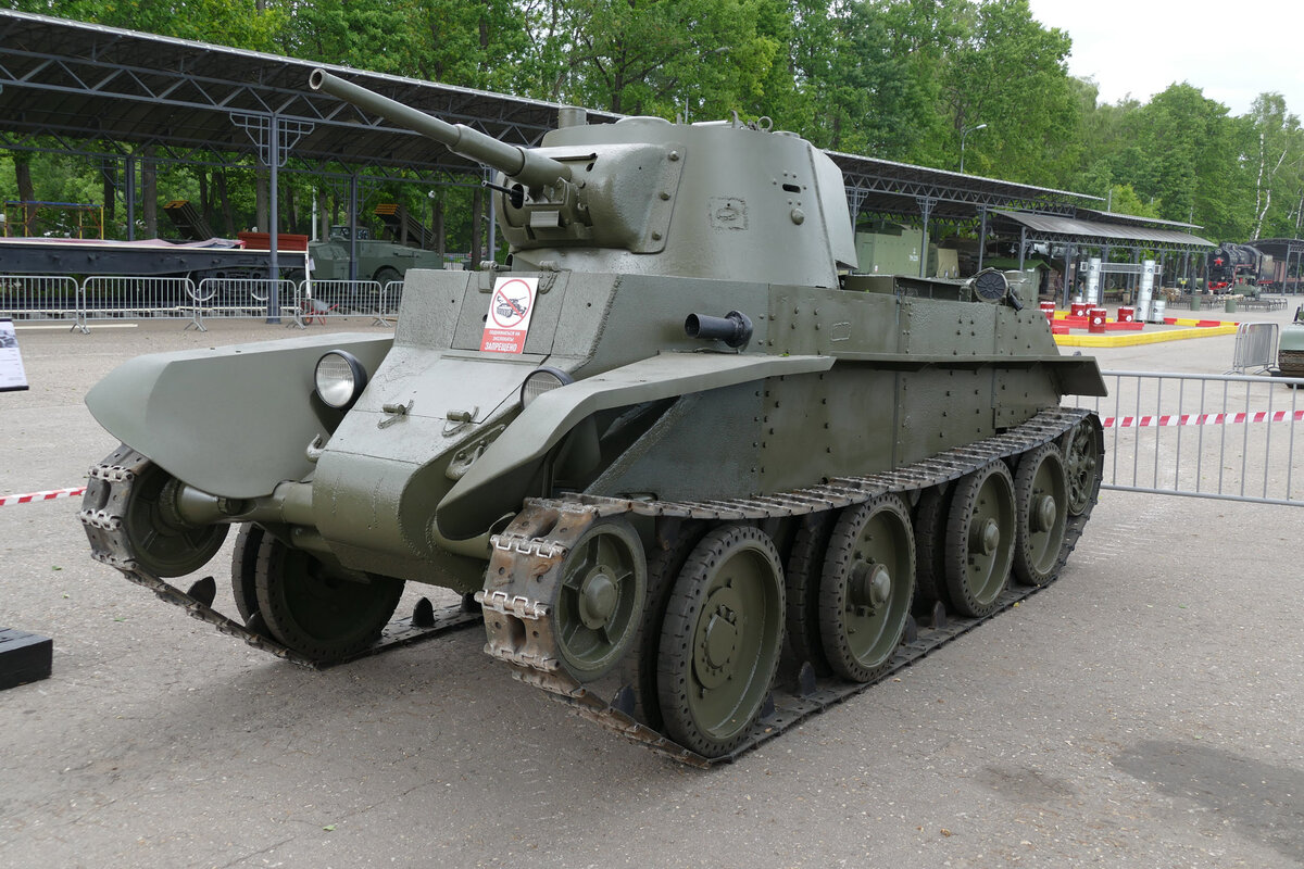 БТ-7 стал важным пополнением коллекции. В отличие от Т-26, которых уже набралось немало, БТ в музеях пока очень мало.  