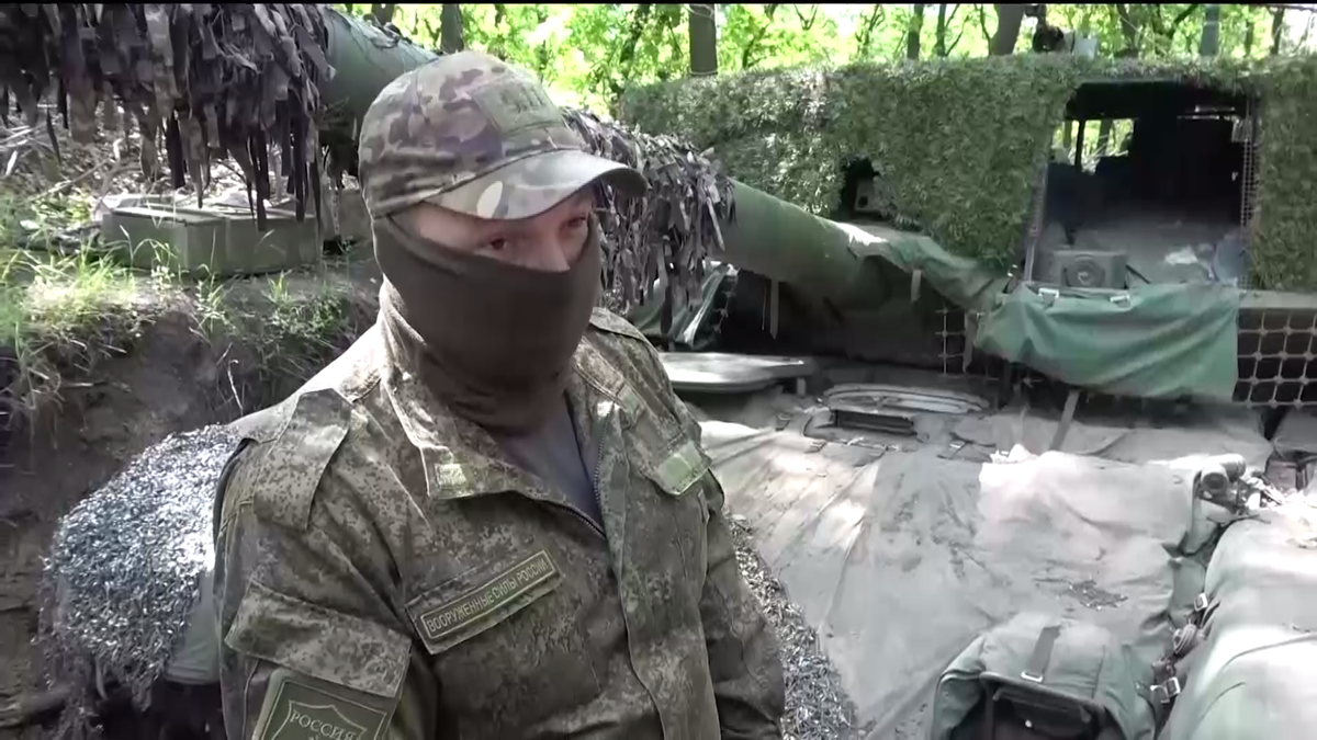    Командир танковой роты с позывным «Медведь» Кадр из видео