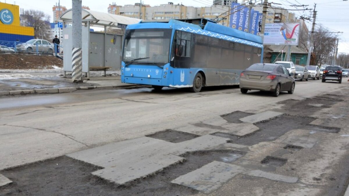 Жители пожаловались на троллейбусы «Саратов - Энгельс»: власти ответили об  «Адмиралах» | Reporter64 Saratov | Дзен