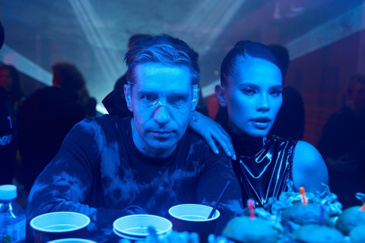      Александр Ратников и Анастасия Резник во время съемок