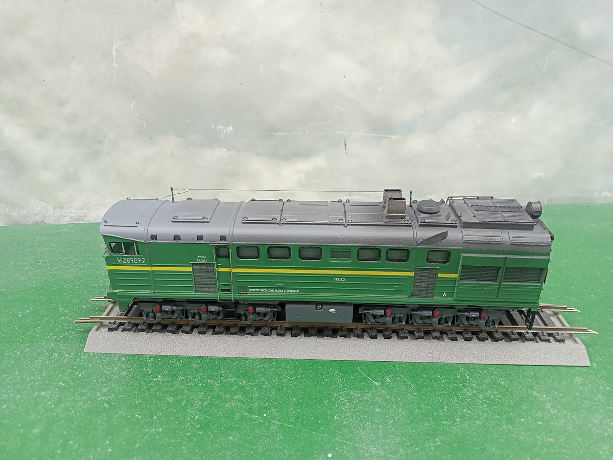 Поезд 455у. Железнодорожное моделирование.