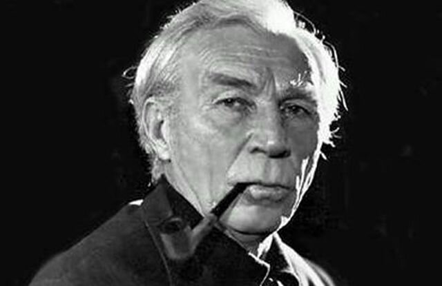 Иван Лапиков