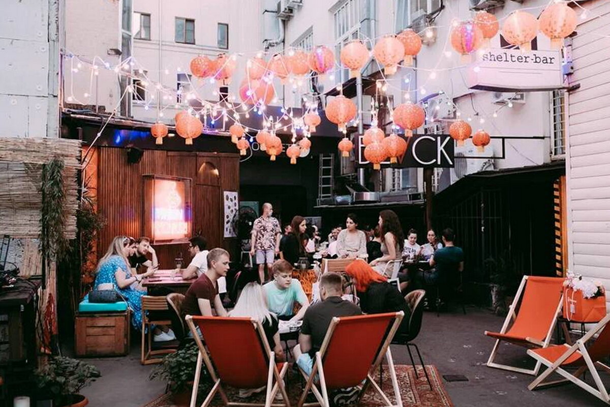 Веранда трёх ресторанов