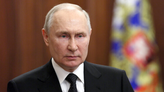    Путин провел параллели с событиями 1917 года Ирина Петрова