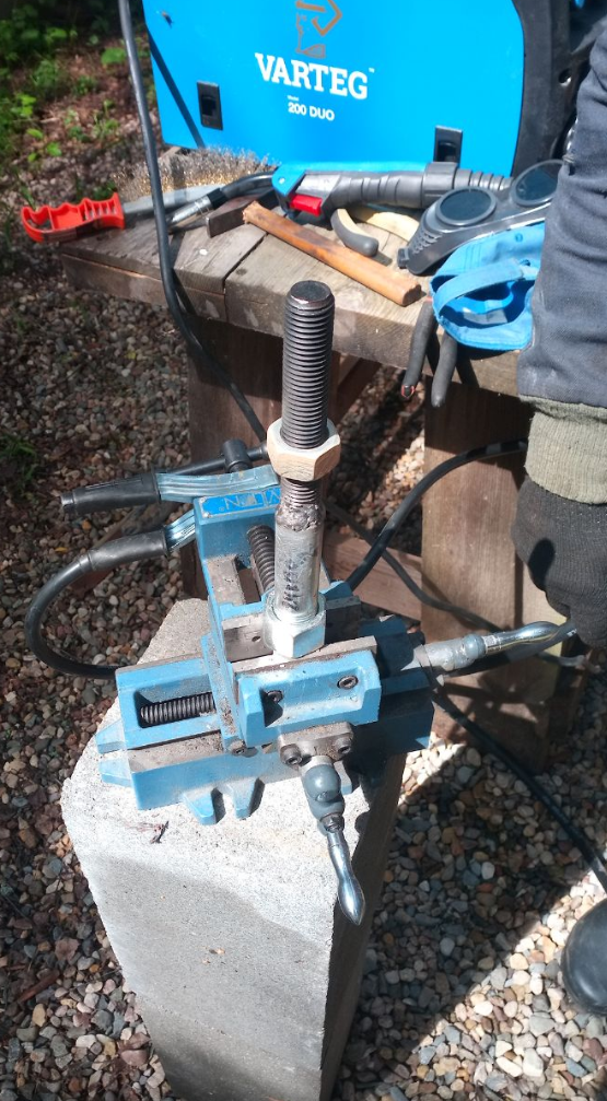 Сварка болтов. 