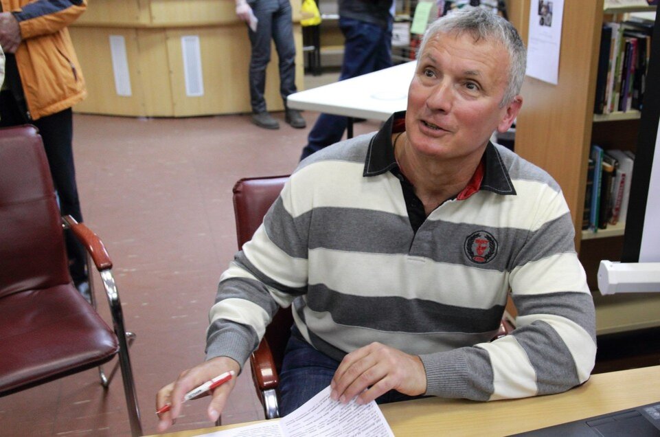    Писатель Александр Покровский не верит в заявления властей США о трагедии на "Титане". Фото: СОЦСЕТИ