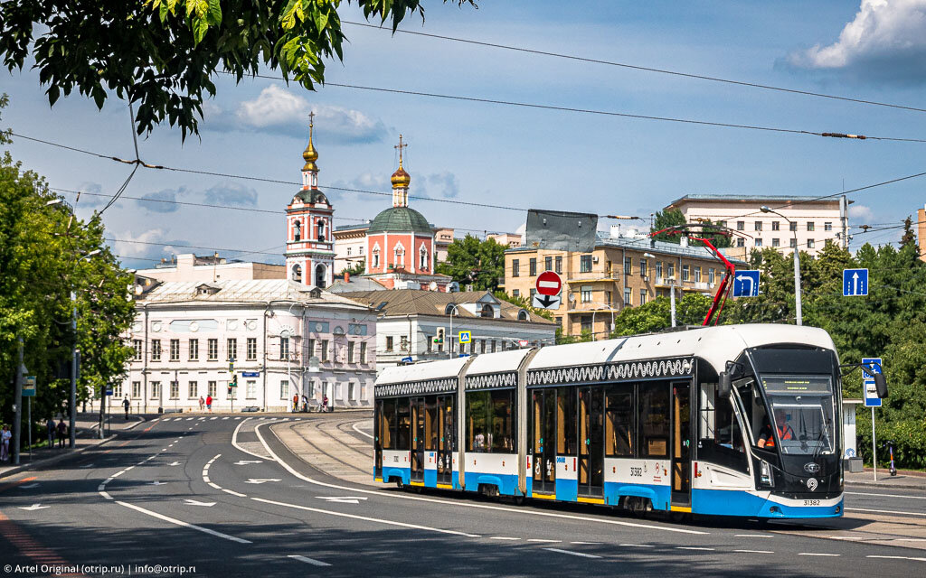 Яузские ворота белого города. Площадь Яузские ворота. Московские ворота трамвай. Ворота трамвайного типа.