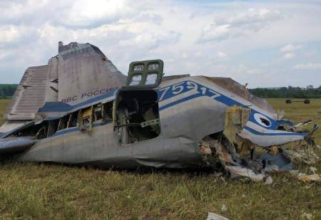    Запад довольно потирает руки