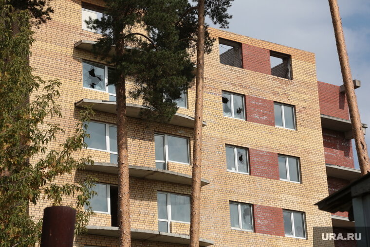    Дольщики из Шумихи, которые около 30 лет ждут обещанных квартир, обратились к Шумкову (архивное фото)