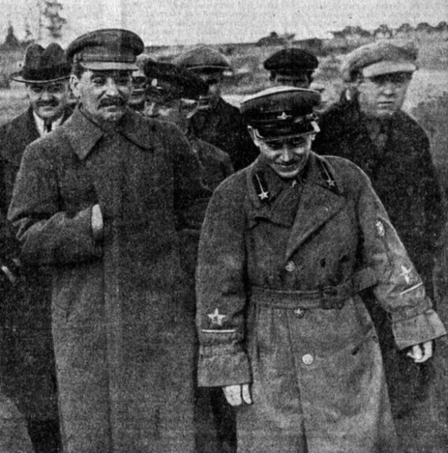 1930-     