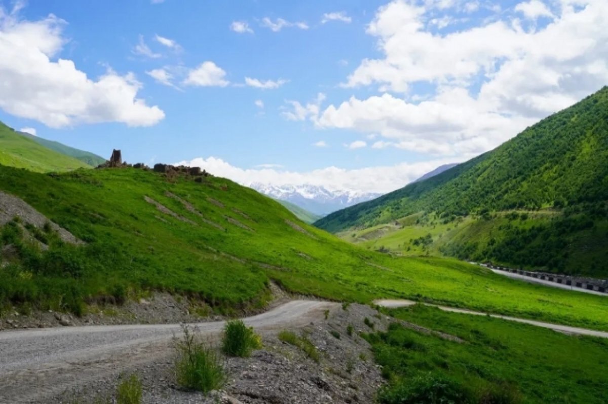 Каменные осыпи в Северной Осетии