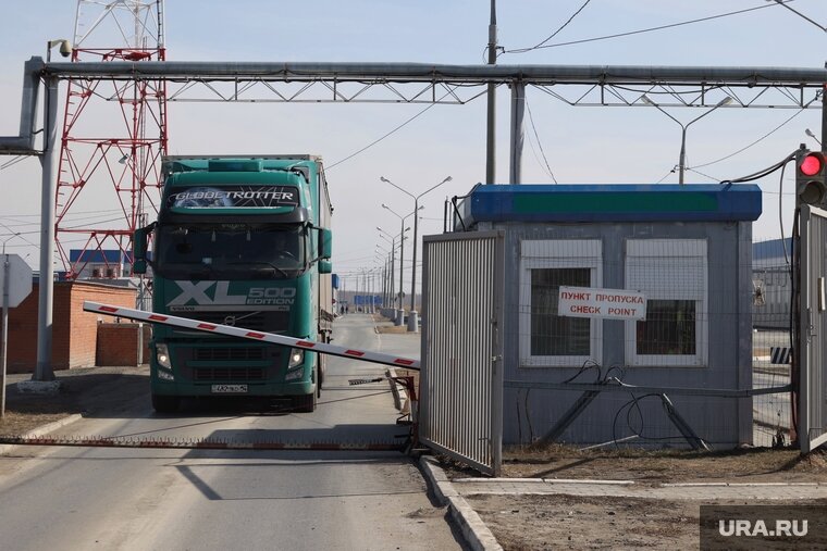    В Казахстан вернут более 50 кг мяса без документов