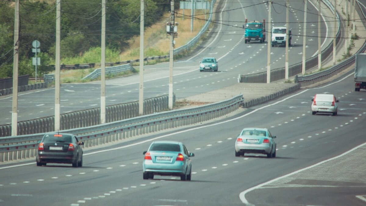     Эксперты оценили качество дорог во всех городах страны. По итогам исследований Нижегородская область заняла 62-ю строчку. Соответствующие данные опубликованы на РИА Новости.
