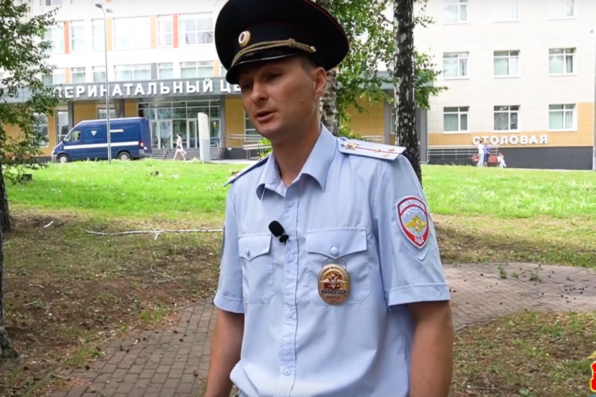    «Народный» участковый из Златоуста защитил женщину от мошенников