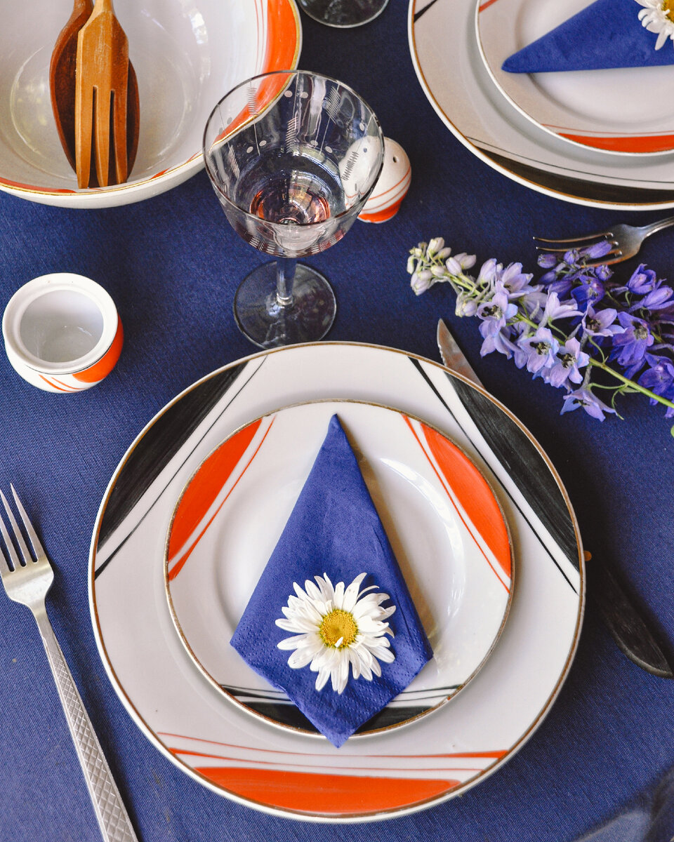 Столовый сервиз. Барановка, 1960-1970 гг. Фото автора