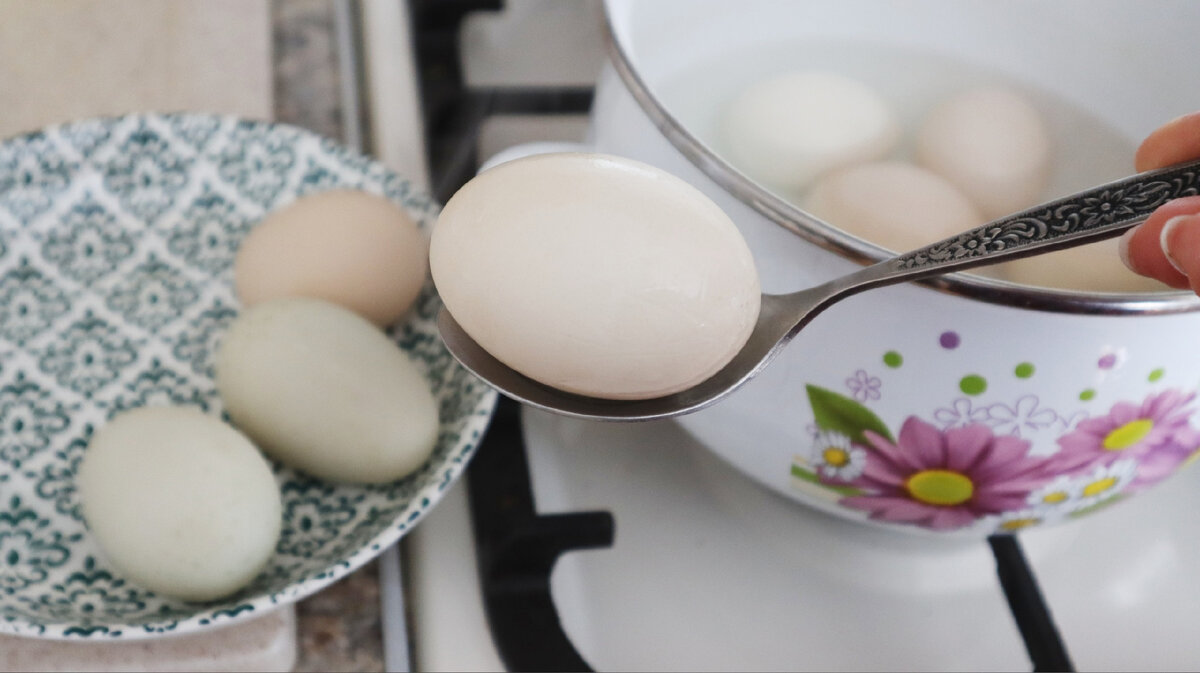 Листайте вправо