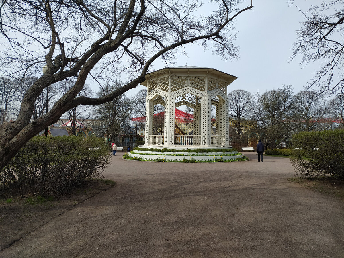 Парк Горького (фото автора) листайте далее