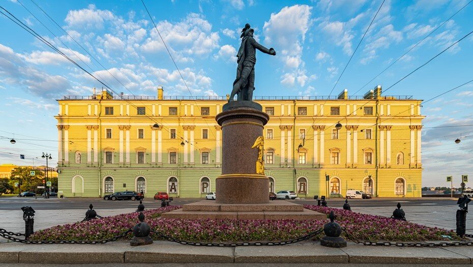    Бизнес-центр на Миллионной ул., 5