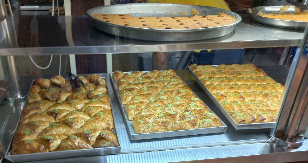 пахлава и кунафа