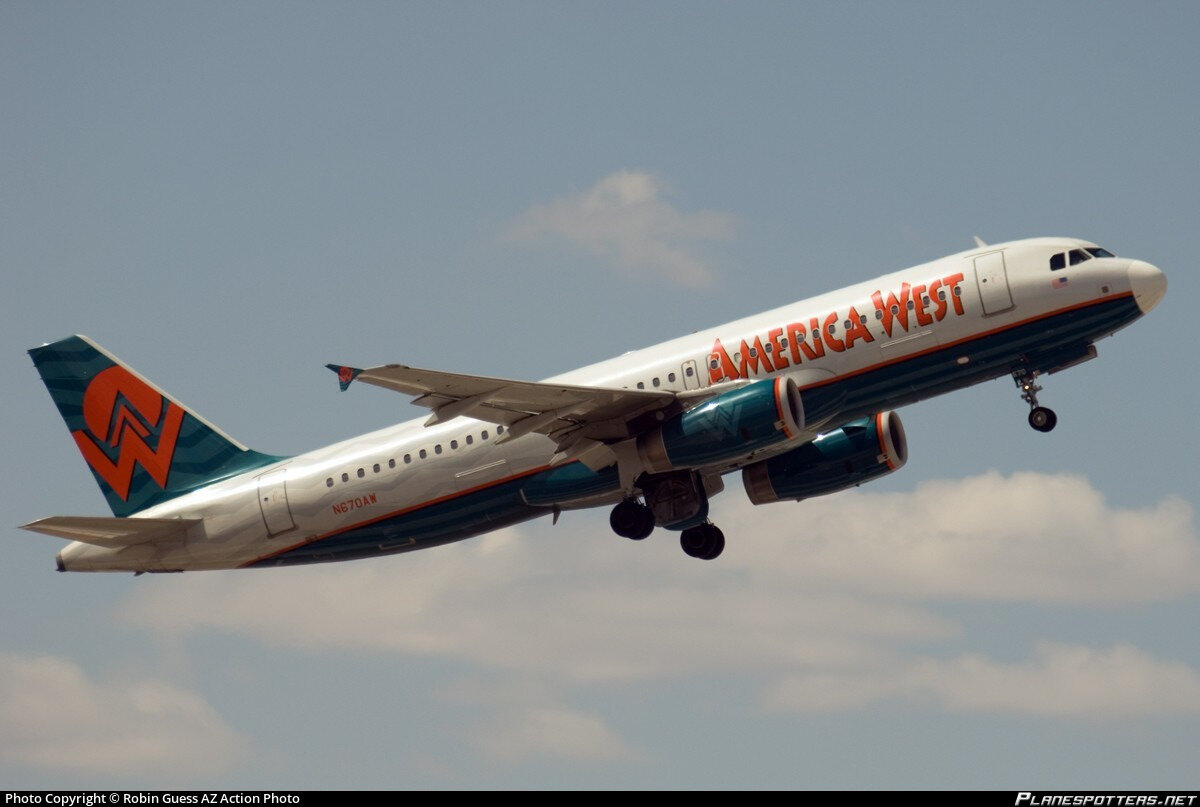 Стюардессы fly dubai. Марте самолеты. N399axсамолетик. Air canada boeing 787-9. B747-400 ana.