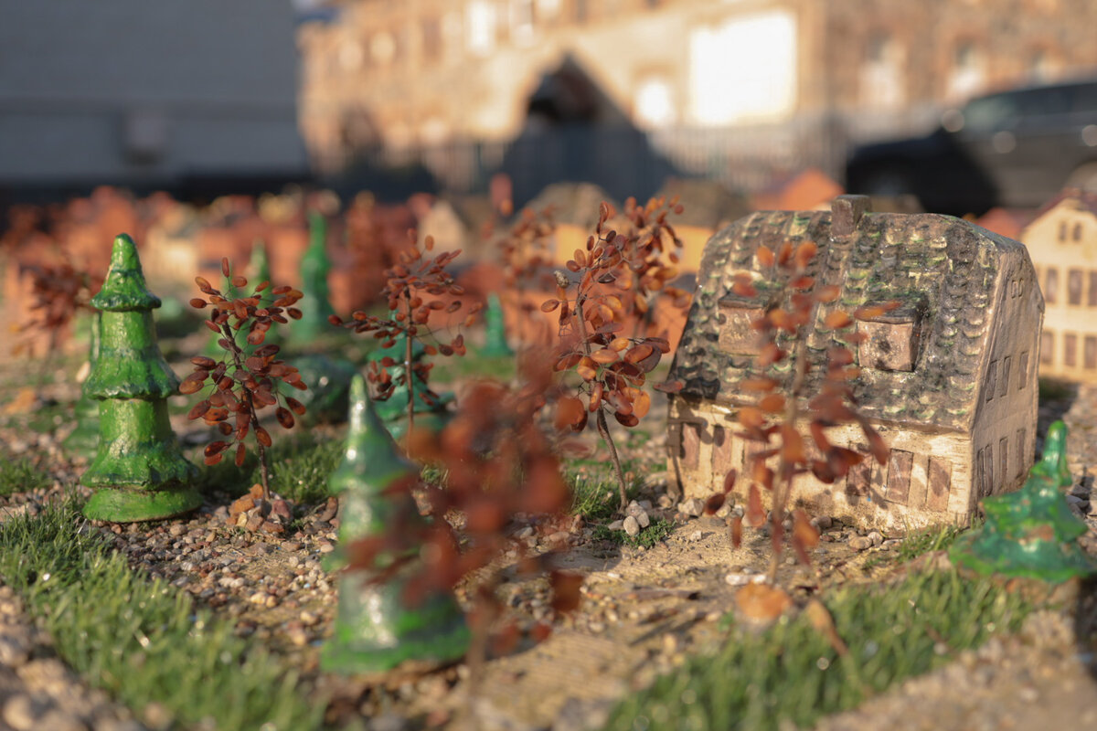 «Солнечный» камень добывают именно в Янтарном