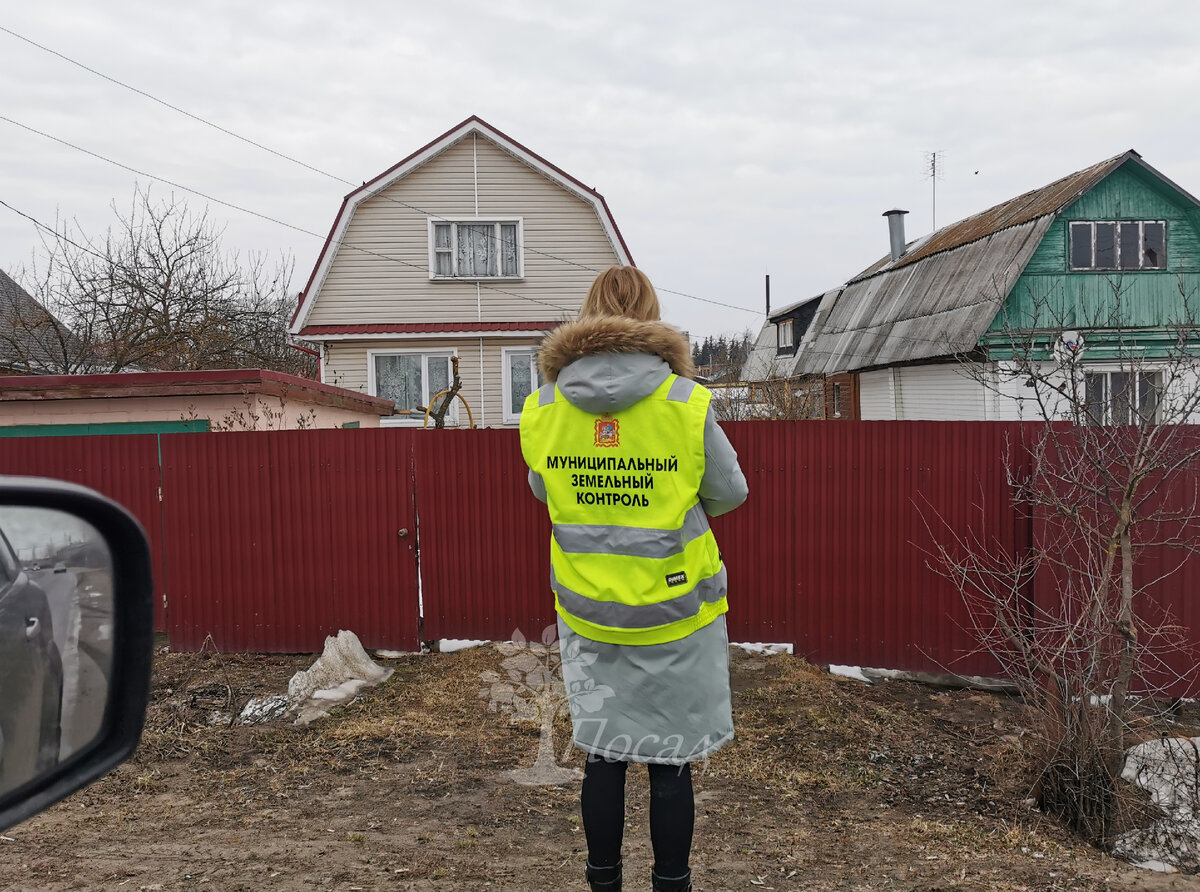 Как укрепить теплицу, чтобы и ветром не унесло, и налоговая не придралась |  Посад | Дзен